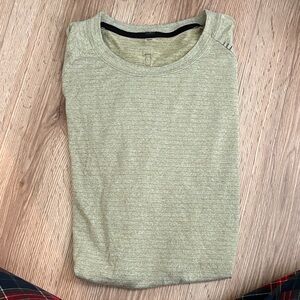 lululemon athletica Olive Green Men's Short Sleeve Tee